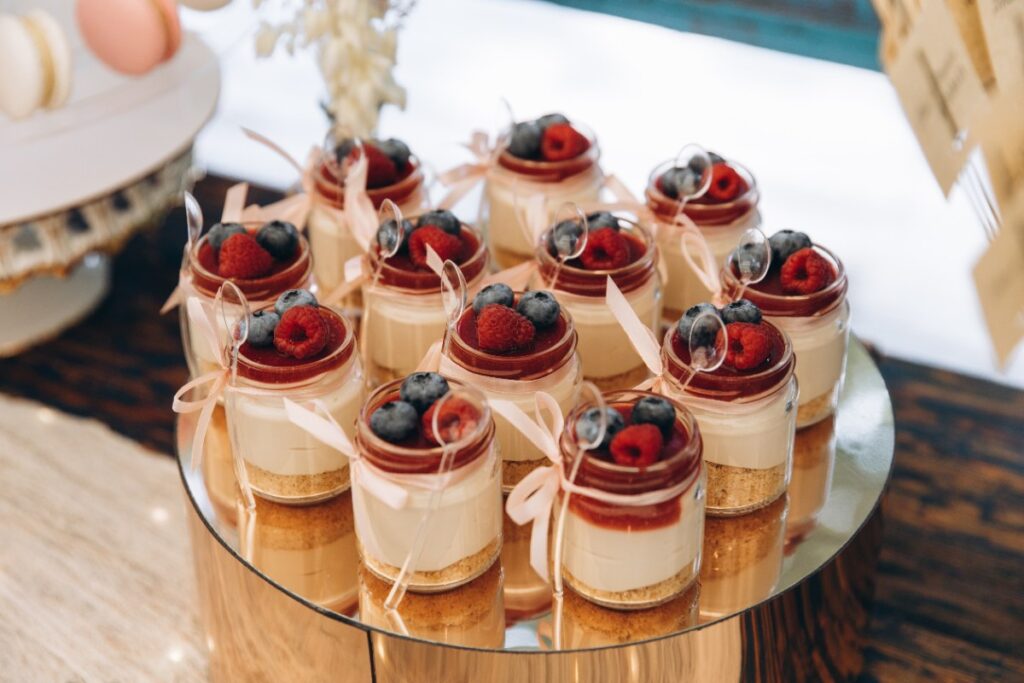 Un délicieux buffet sucré pour un mariage